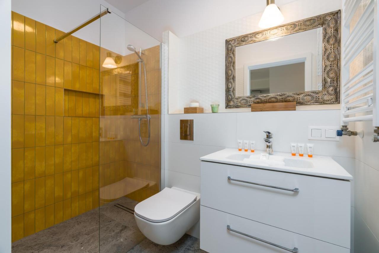 Warta Residence Apartments By Noclegi Renters Poznan Bagian luar foto